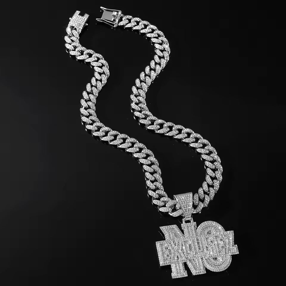 chaîne cubain pendentif NO EXCSUSEZ
