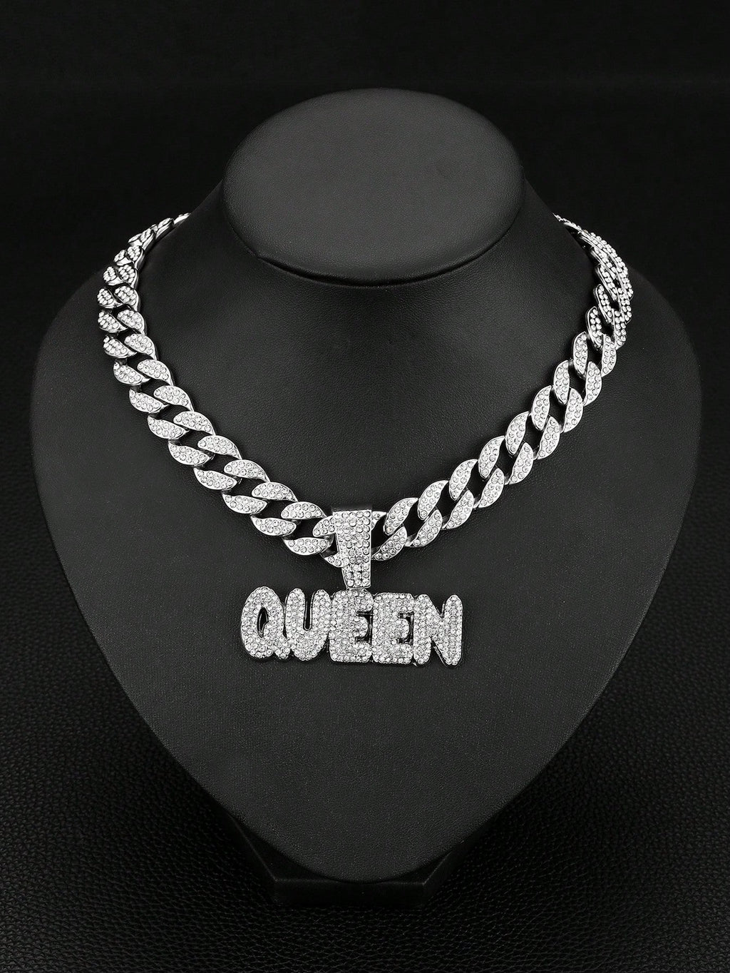 chaîne cubaine queen